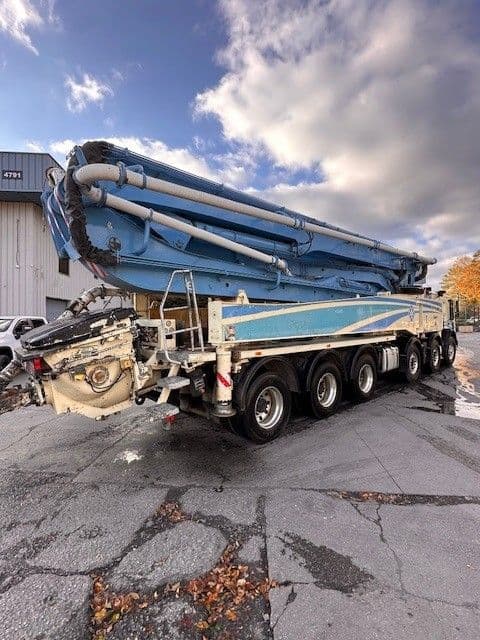 2022 56m Sany on 2022 Mack - image 2