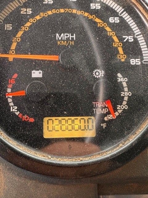 2022 56m Sany on 2022 Mack - image 8