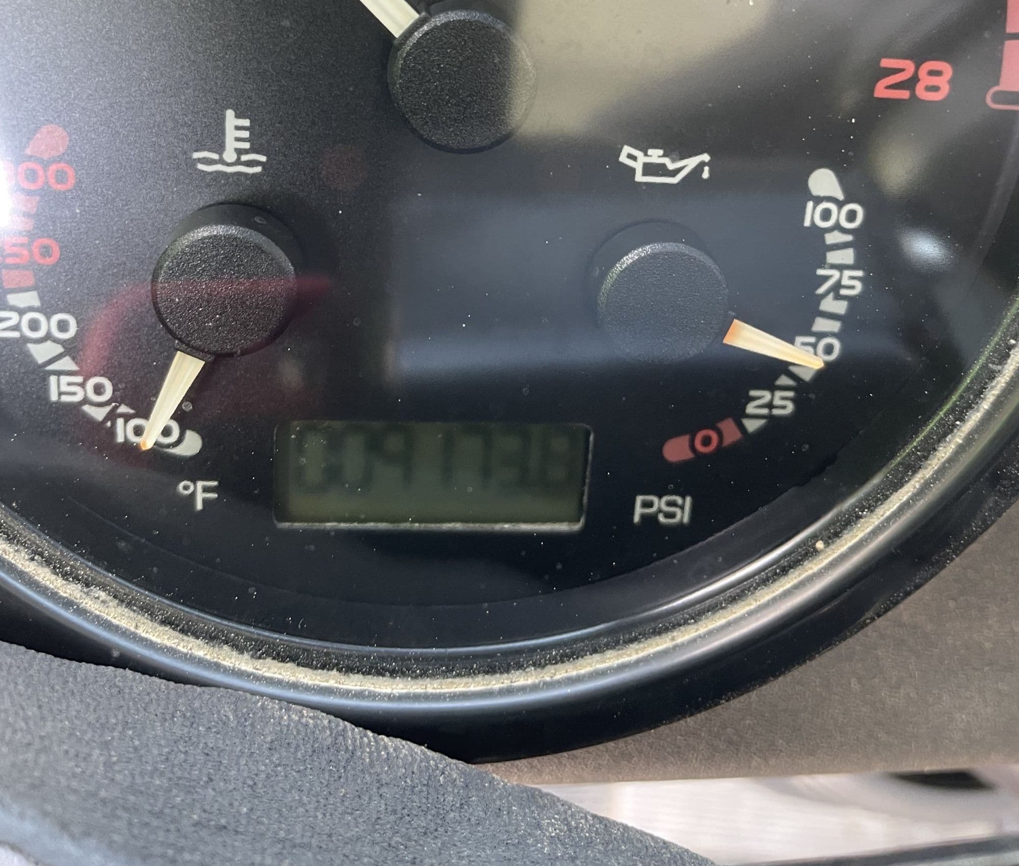2015 52m KCP on 2014 Mack - image 8