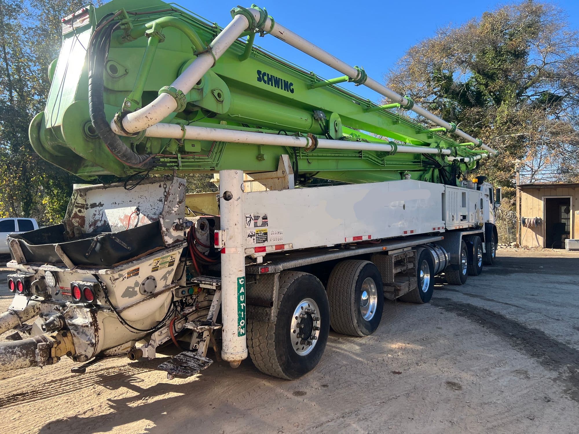 **SOLD** 2013 58m Schwing on 2014 Mack - image 4