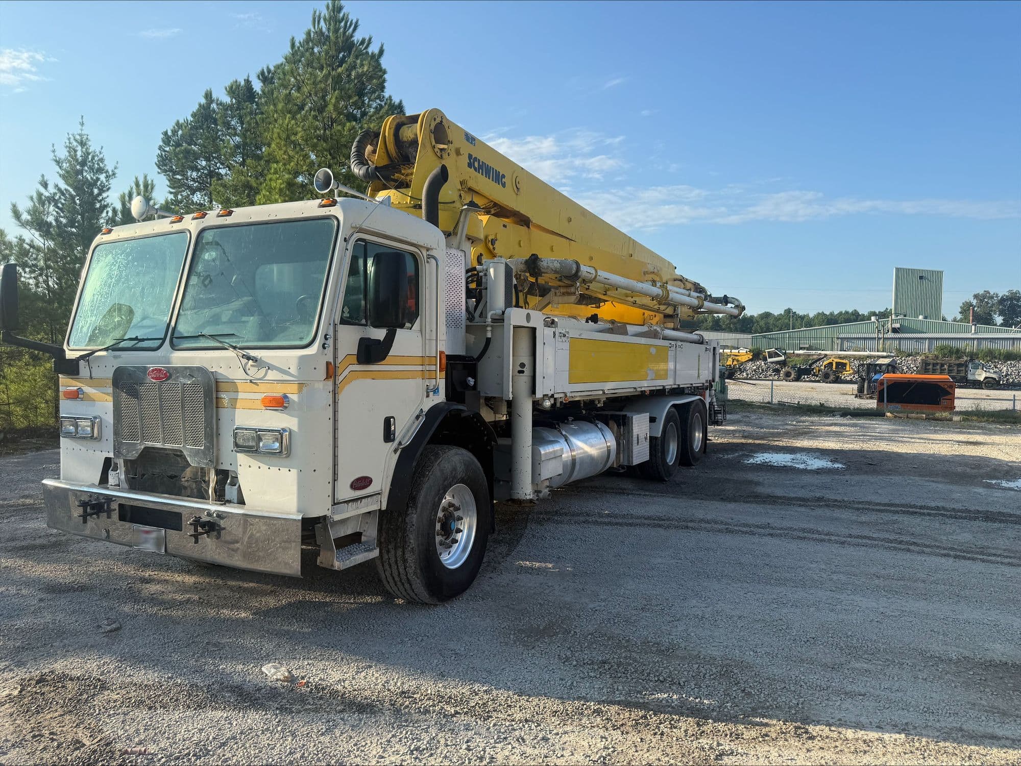 2014 39m Schwing on 2014 Peterbilt - image 2
