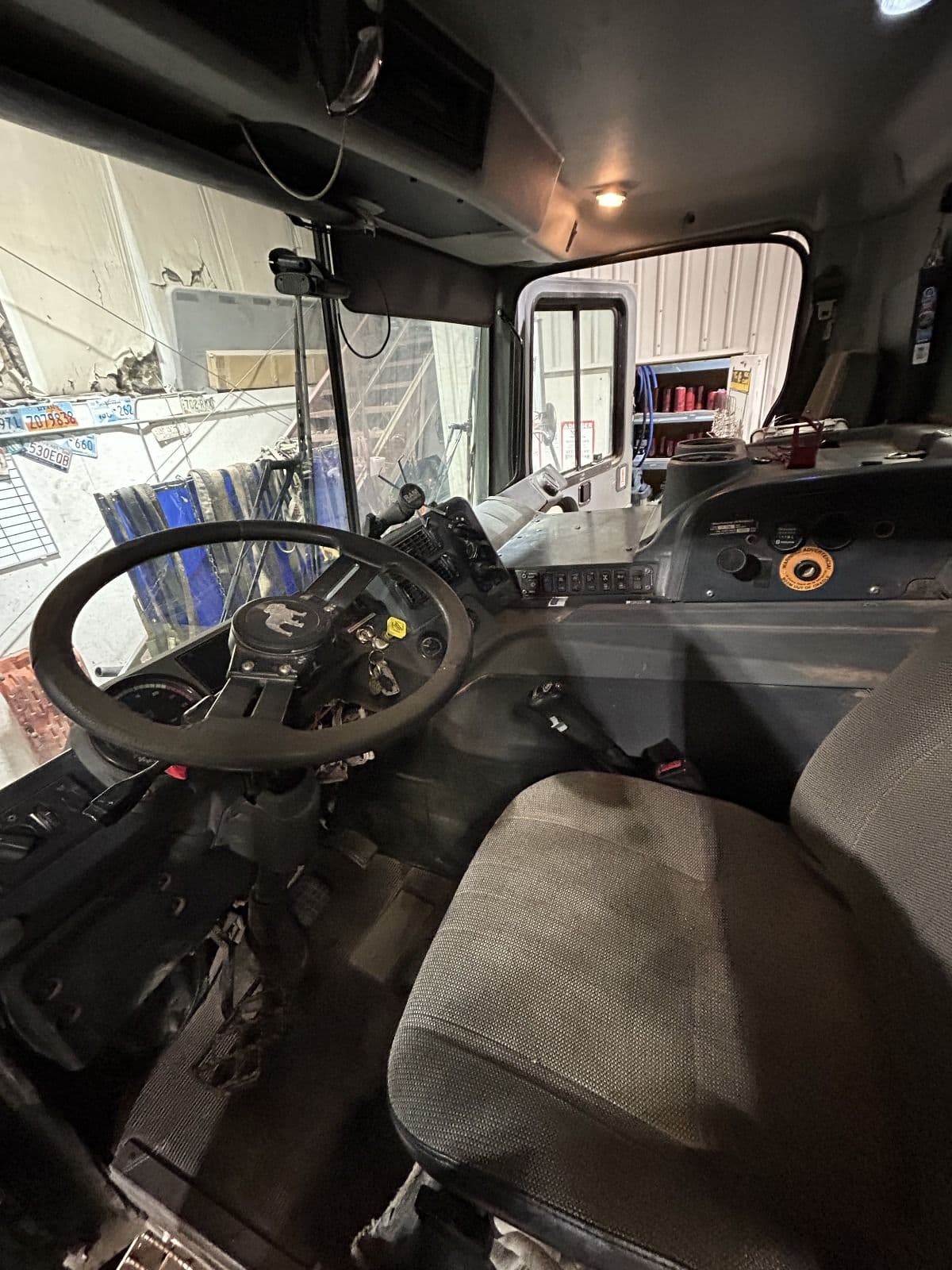 2014 58m Schwing on 2014 Mack - image 7