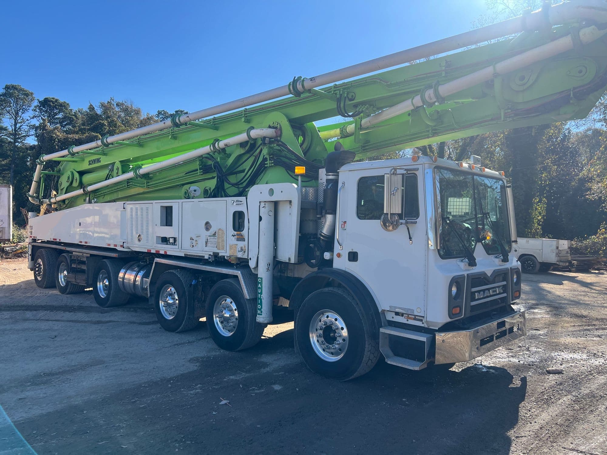 **SOLD** 2013 58m Schwing on 2014 Mack - image 5