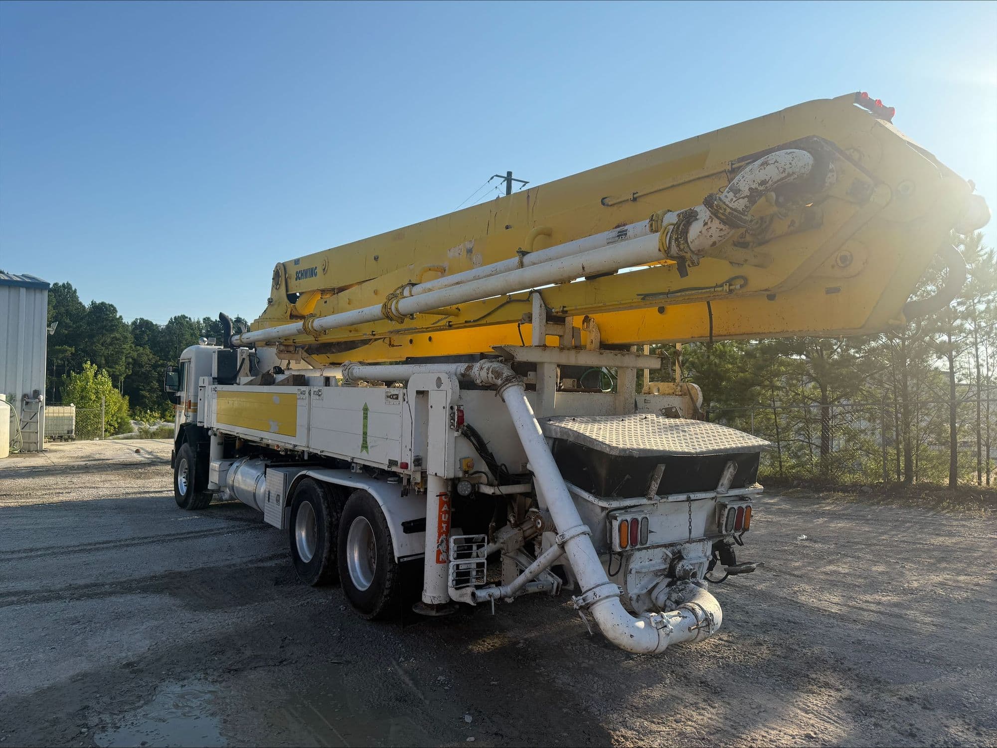 2014 39m Schwing on 2014 Peterbilt - image 4