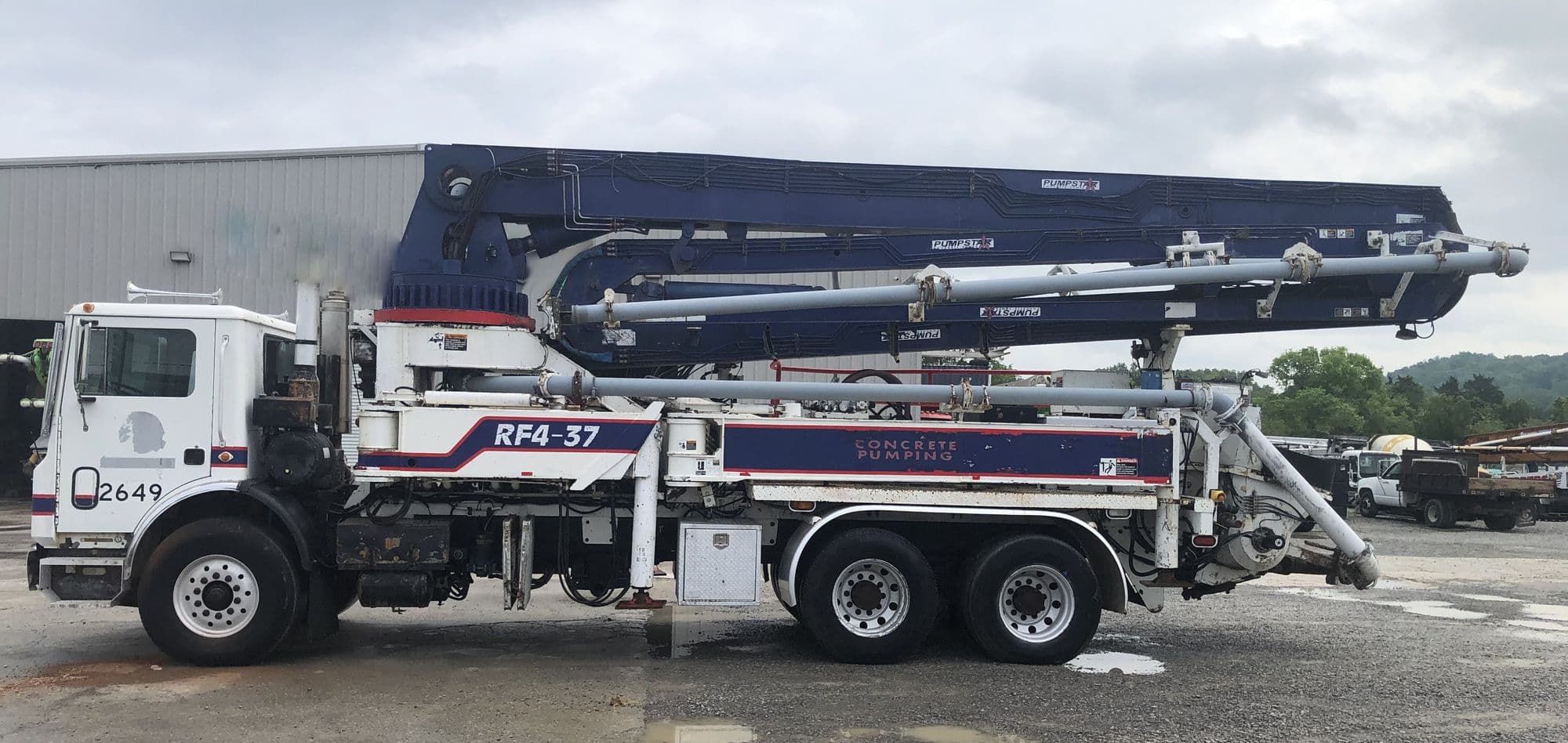 2000 37m Pumpstar on 1998 Mack - image 2