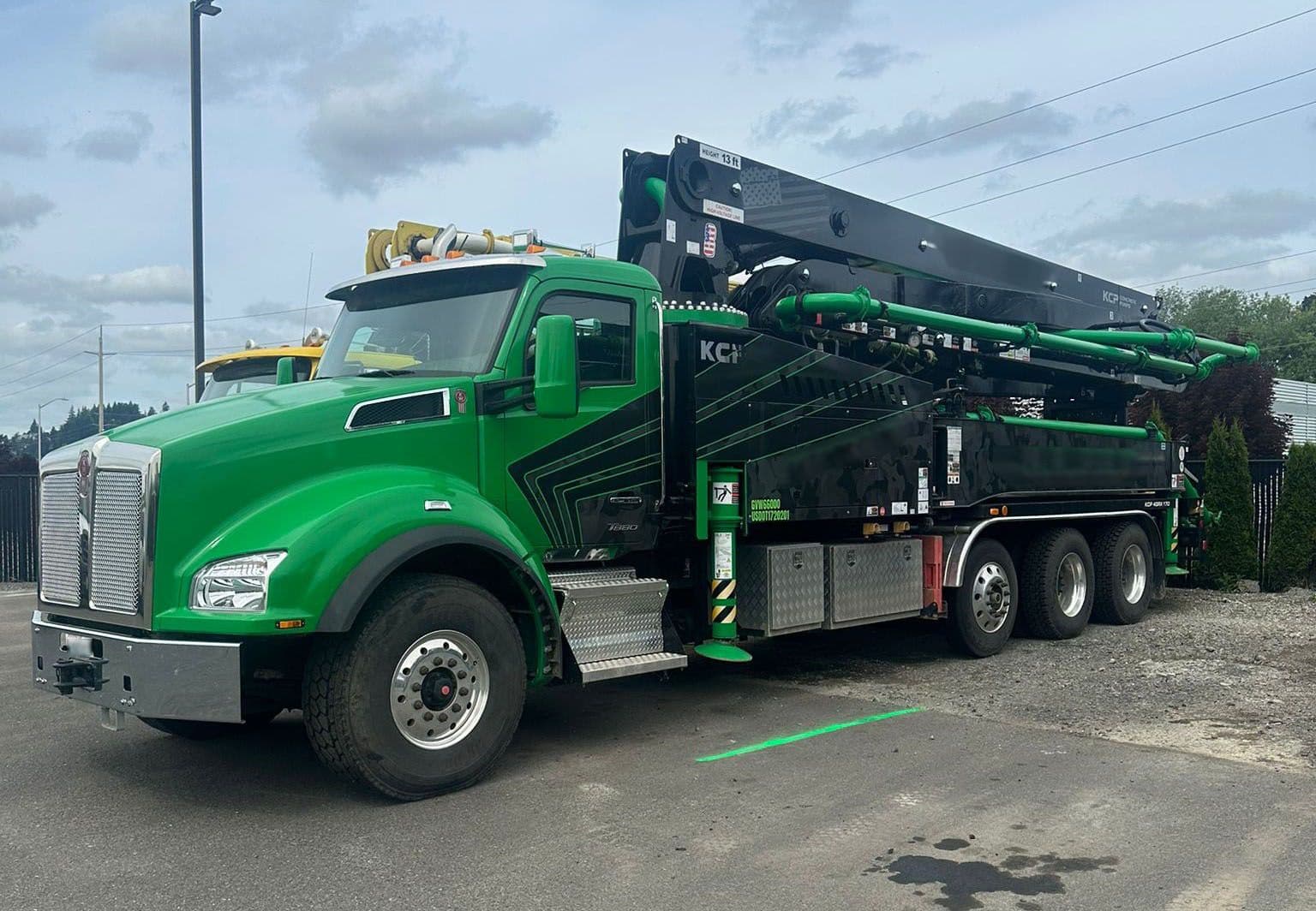 2022 40m KCP on 2023 Kenworth