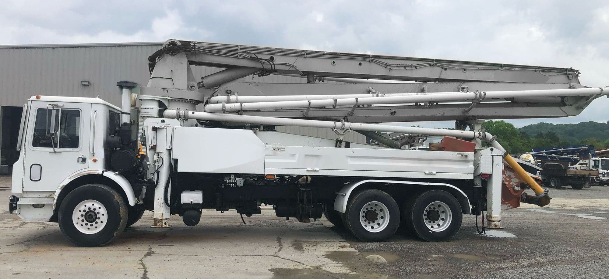 2005 39m Pumpstar on 2005 Mack - image 4