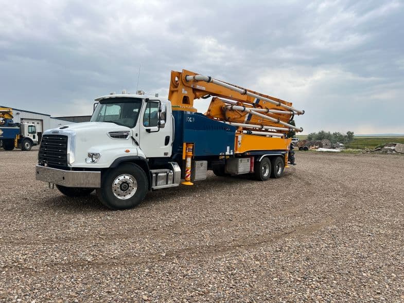 2022 40m KCP on 2022 Freightliner 114SD - image 3