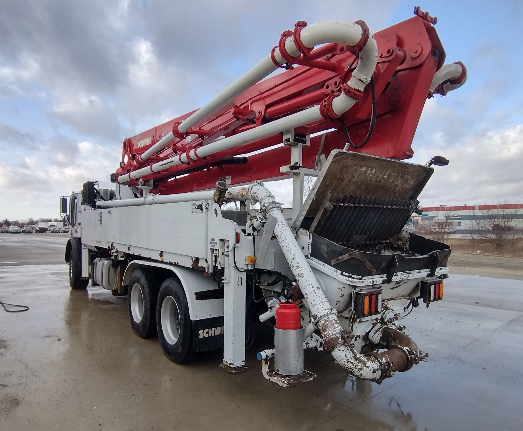 2014 32m Schwing on 2014 Mack  - image 5