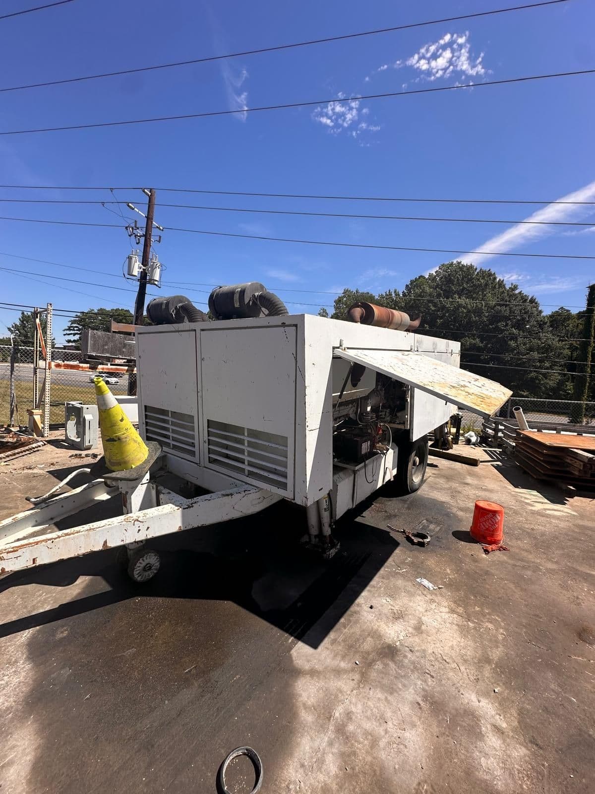 2004 BP 8000 Schwing - image 3