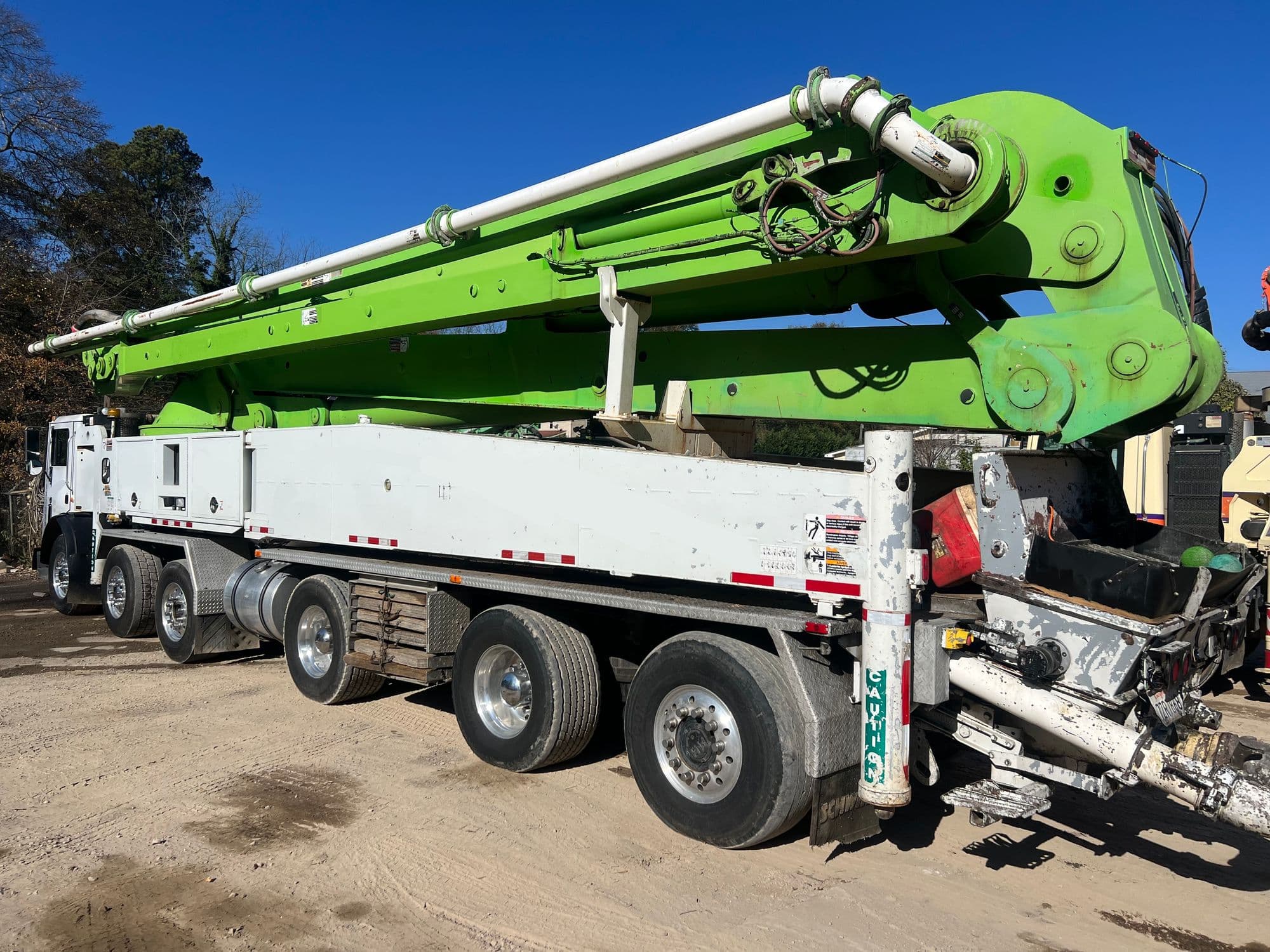 **SOLD** 2013 58m Schwing on 2014 Mack - image 2